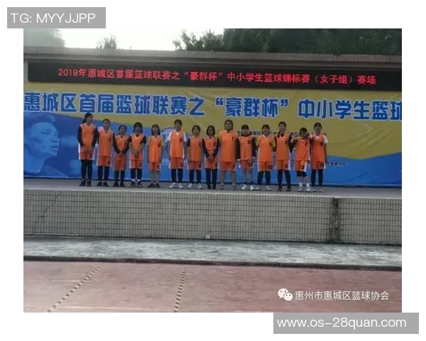 李晓旭的成长之路：从普通学生到篮球场上的明星之旅